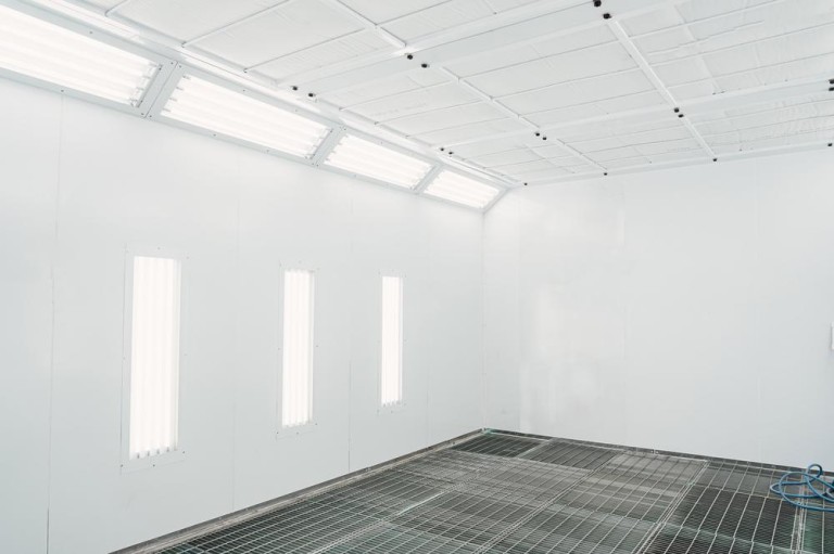 Les technologies avancées pour la peinture automobile à Vallauris